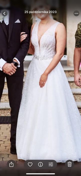 Suknia ślubna błyszcząca