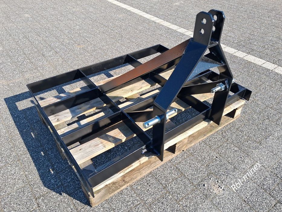 Kratownica niwelator do równania terenu Transport