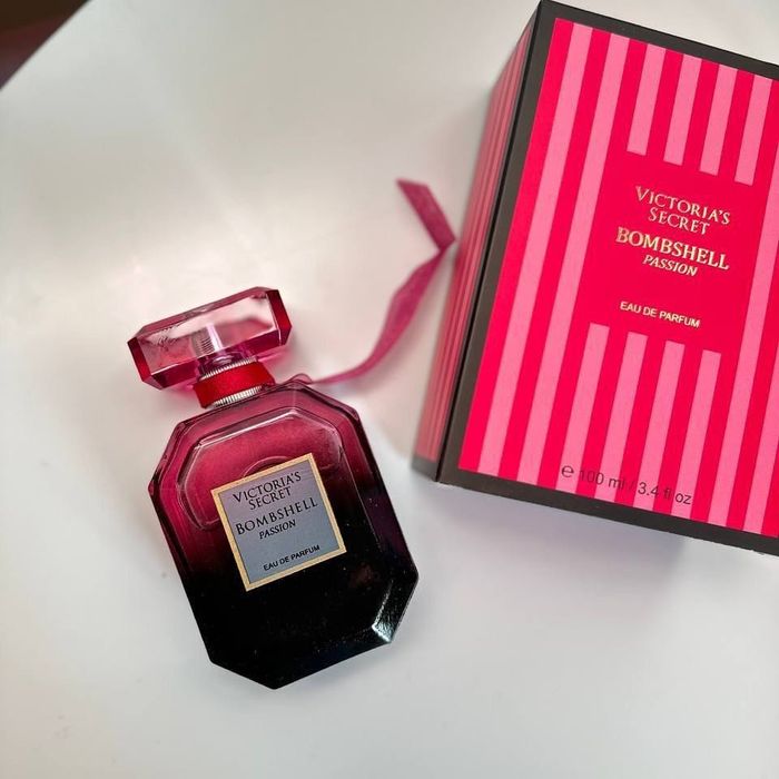 Парфуми  жіночі Bombshell  Passion