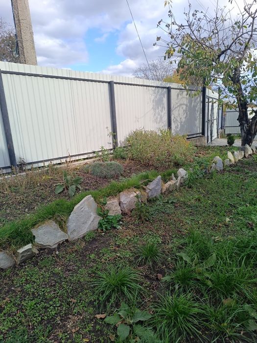 Продається компактний житловий будинок з ремонтом