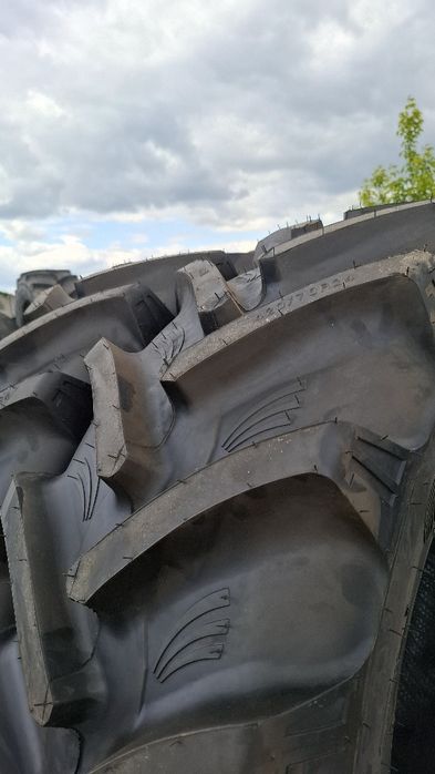 Opony 580/70 R38 GRI XLR 70 / MRL Farm Maxx 70 / Ceat  / Ozka
