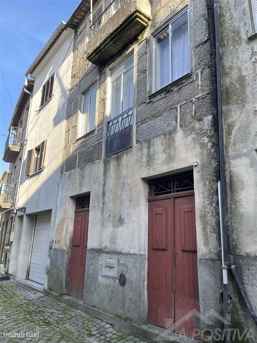 Moradia para Restaurar T3 Venda em Arcozelo,Gouveia