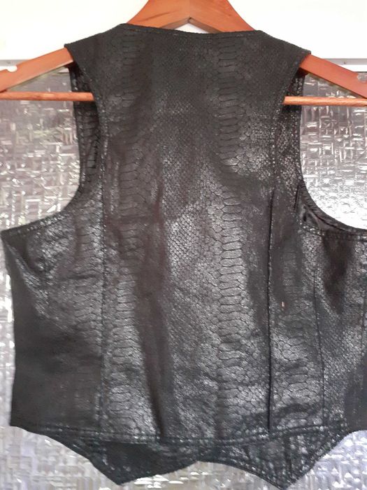 Spodniczka + kamizelka  ekoskora Amisu M