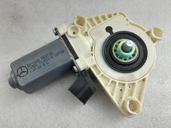Motor vidro trás direito MERCEDES-BENZ Classe B (W245)