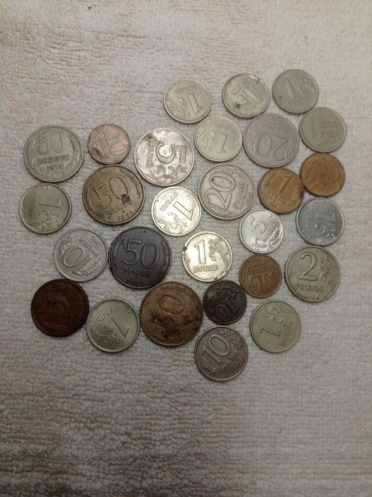 Продам монеты...