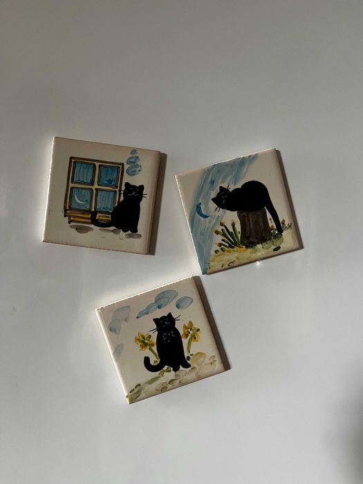 Conj 3 azulejos 7x7cm pintados à mão com íman. Motivo: gato preto