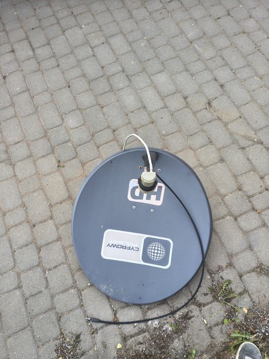 Antena satelitarna oddam za darmo