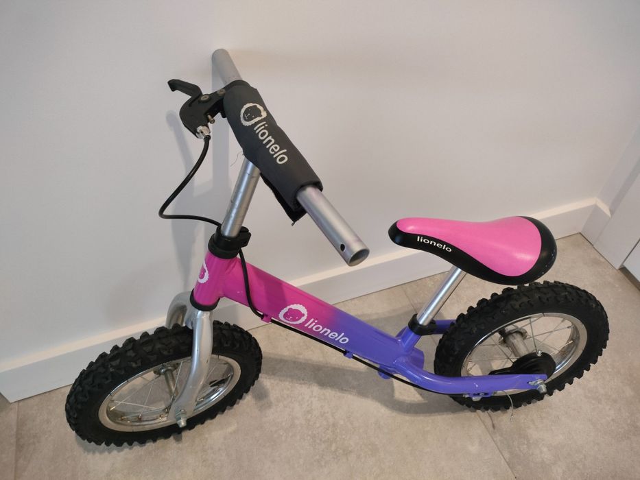 Rowerek biegowy dziecięcy, Lionelo, pompowane koła