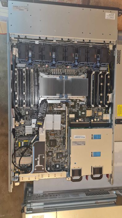 2x HP DL360 G7 Servers, each with 2x Hexa-Core X5650 CPUs and 2x 460W PSUs63824236010369123