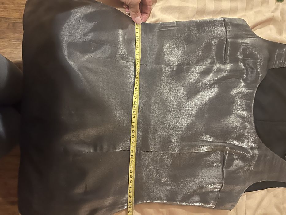 Srebrna klasyczna sukienka