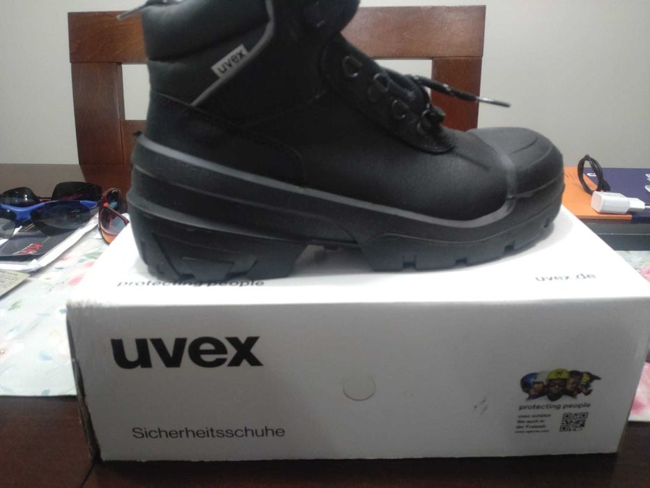 Buty Uvex quatro pro r. 43