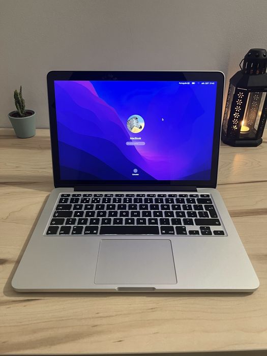 MacBook Pro 13" Retina i5 / 8GB / 256GB SSD NVMe