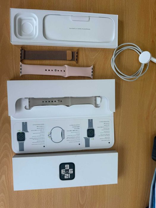 Apple Watch SE (2ª Geração) 40mm GPS – Prata (Bateria a 99%)
