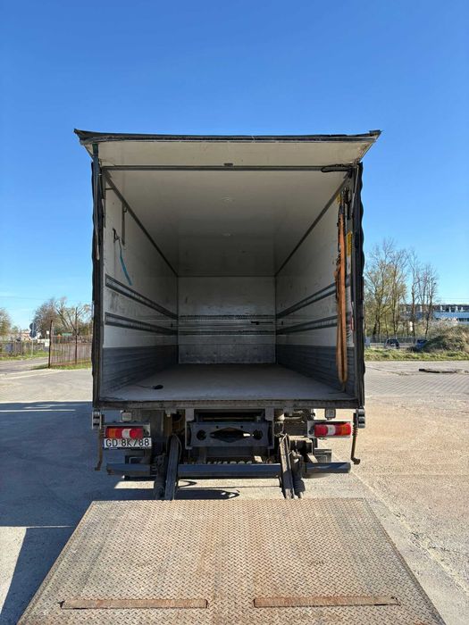 Mercedes-Benz Atego 1524 EURO 6 izoterma + winda 18EP