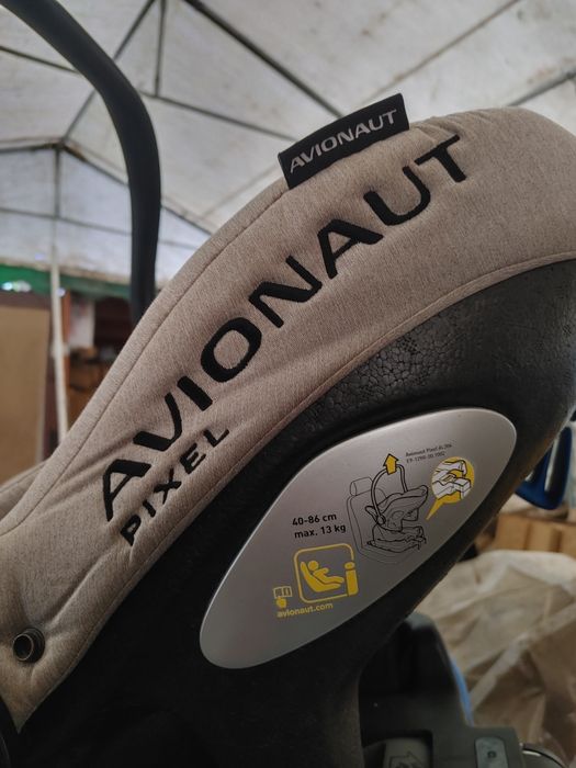 Fotelik Avionaut Pixel z bazą ISOFIX