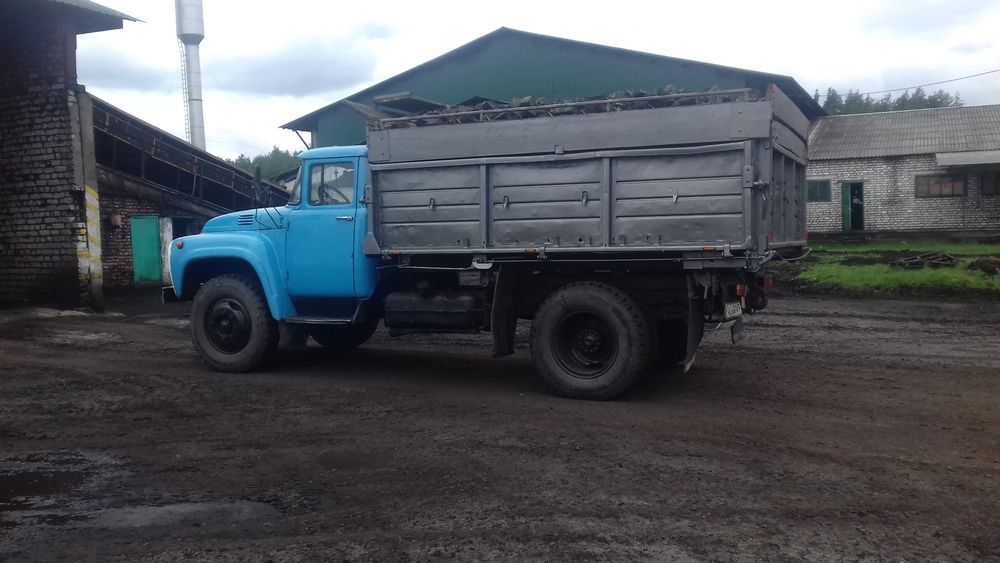 Чорнозем, баласт, пісок, щебінь, торфобрикети