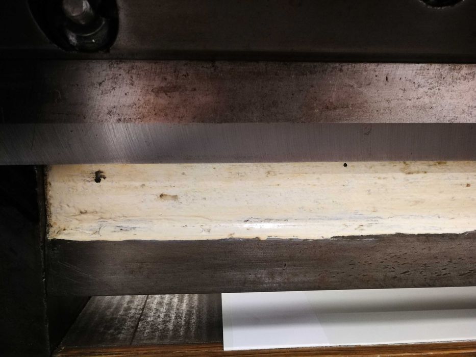 Guilhotina antiga 72cm