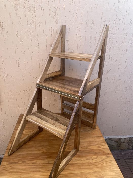 Стремянка дерев'яна