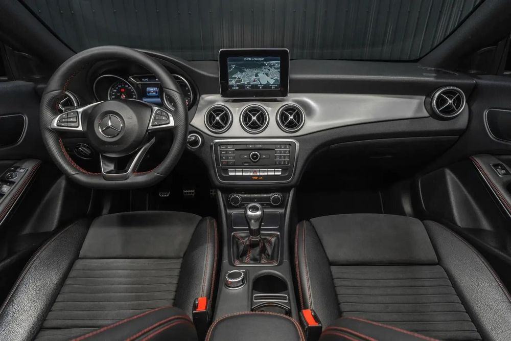 Mercedes-Benz CLA 200 d Shooting Brake AMG Line