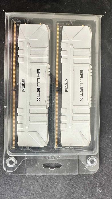 Memória RAM Crucial Ballistix 16GB (2x8) DDR4 3600 CL16