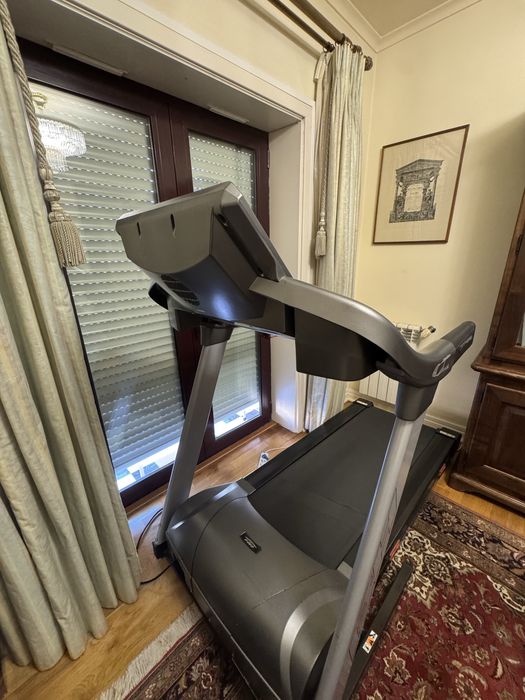 Passadeira BH Fitness F5 Eco – 22 km/h – Inclinação – Robusta