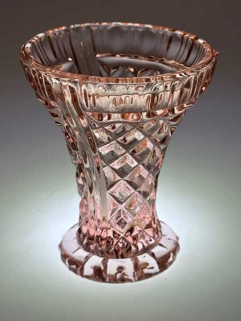 HSG Ząbkowice wazonik na konwalie nr 2065 rozalinowy wys  10.5 cm