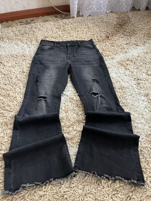 Джинсы Bootcut