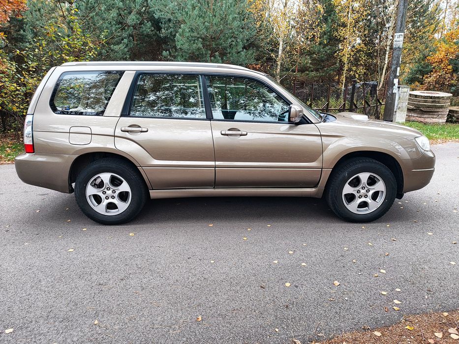 Subaru Forester SG XT 2.5T polift automat