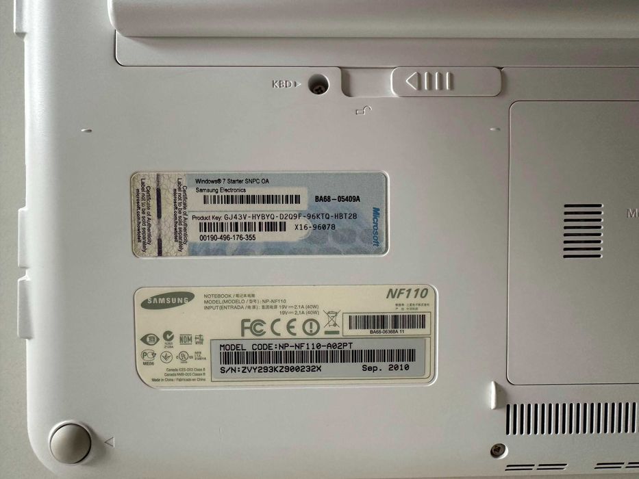 Portátil Samsung NP-NF110 Netbook 10.1"