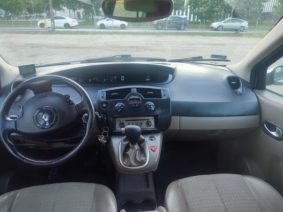 Renault Megane Scenic 2 2004