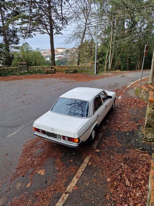 Mercedes W123 200 gasolina