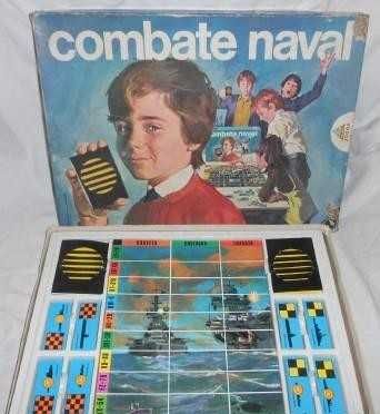 Jogo de Tabuleiro Vintage Combate Naval