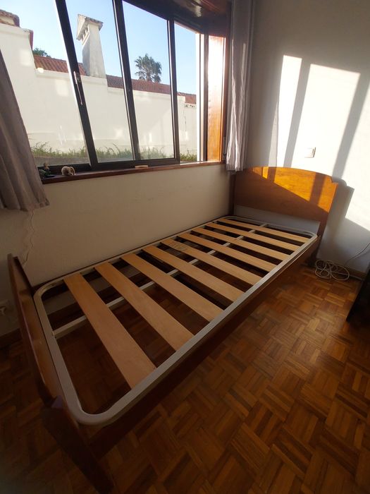 Cama de solteiro
