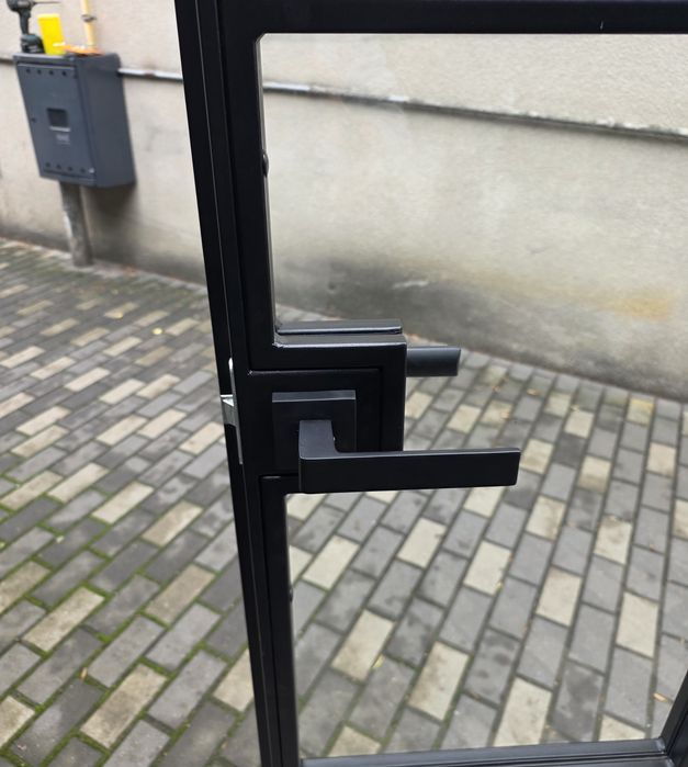Sprzedam drzwi loftowe nowe