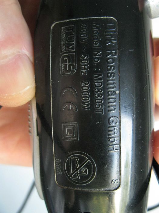 Фен немецкого бренда Rossmann (модель MD3305T), мощный 2000W
