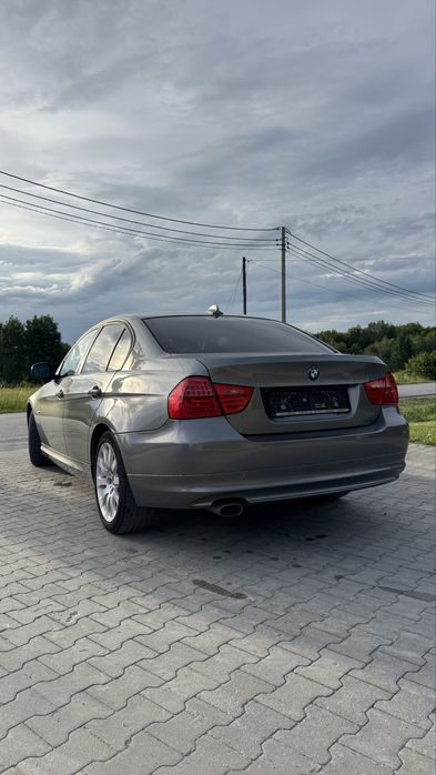 Bmw e90 320d lif