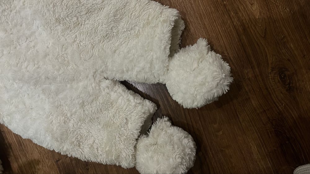 Неймовірно затишний ,теплий комбінезон з черевичками