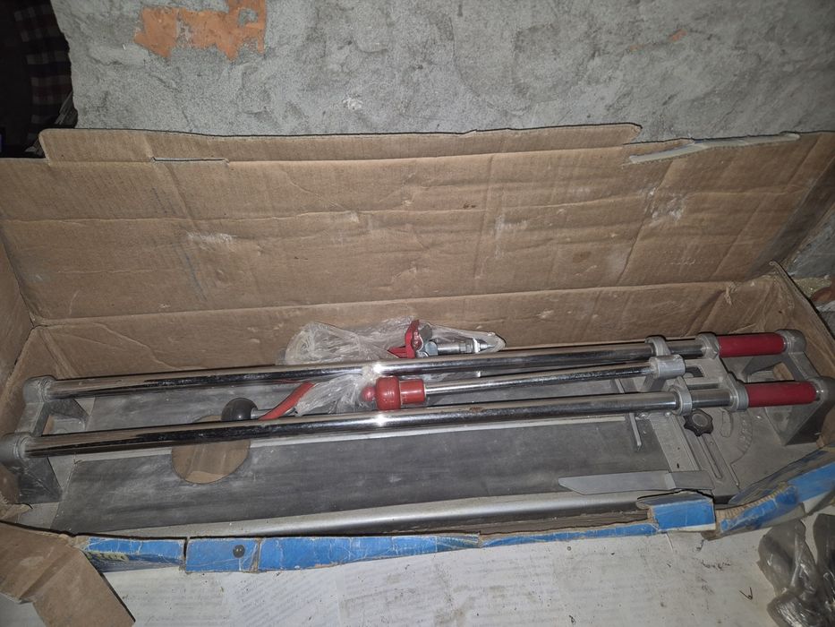 Плиткорез Toya  00300  600 mm