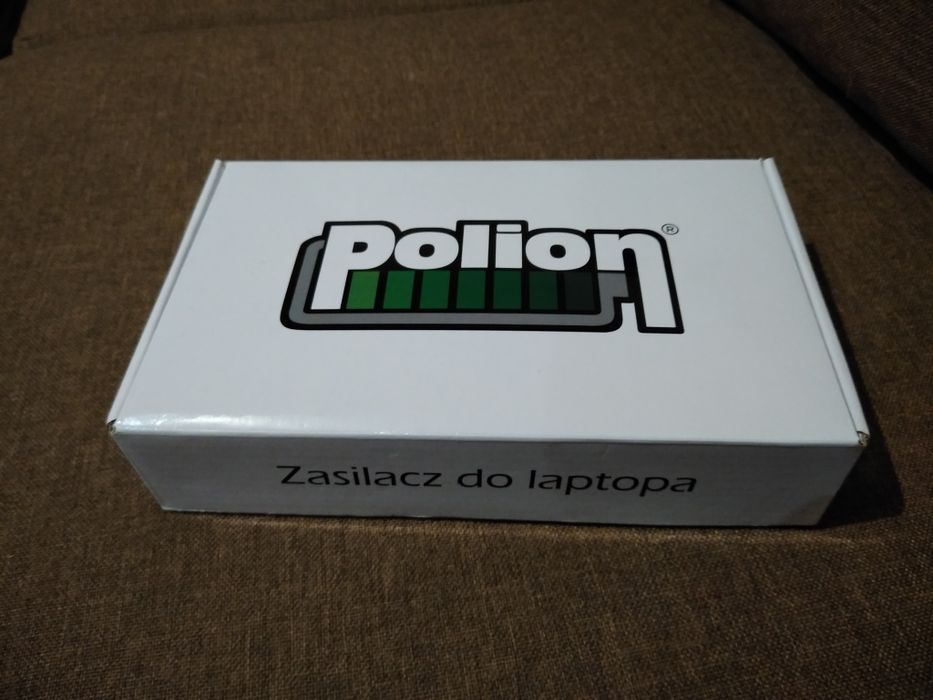 Zasilacz do laptopa