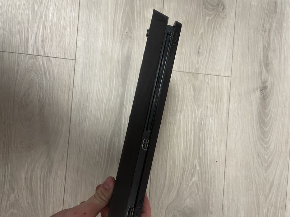 Приставка PS 4 1tb ТОРГ!!!