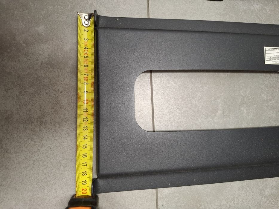 Uchwyt ścienny do telewizora