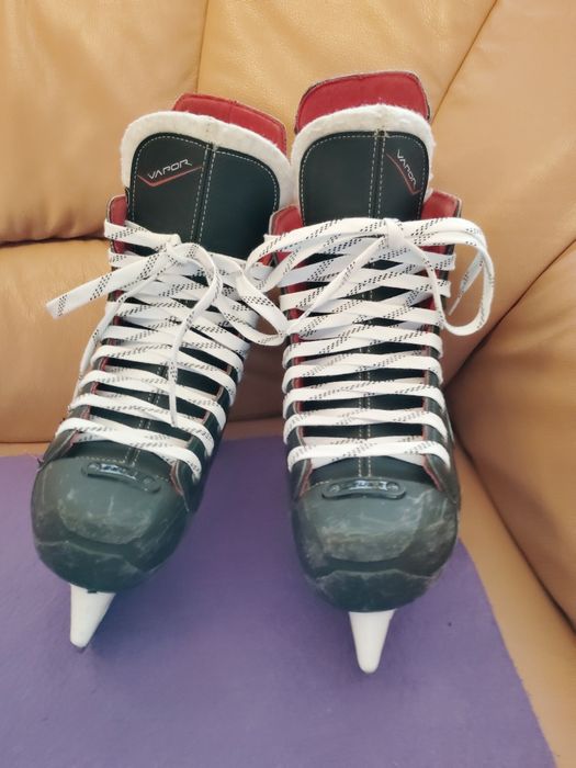 łyżwy hokejowe Bauer Vapor Rozmiar 42,5. Stan bardzo dobry