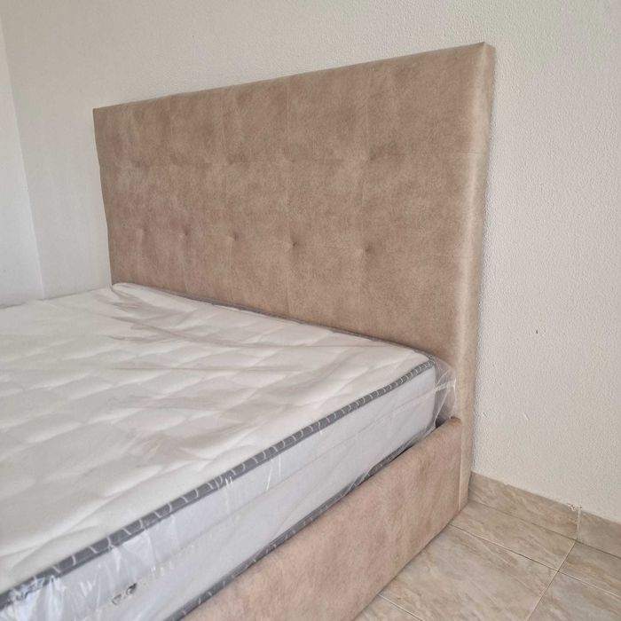 Camas de Casal Estofadas de Luxo 199€ Disp. em Várias Cores! 190x140m!