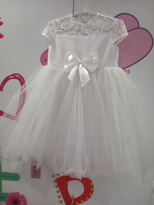 Нарядное пышное платье