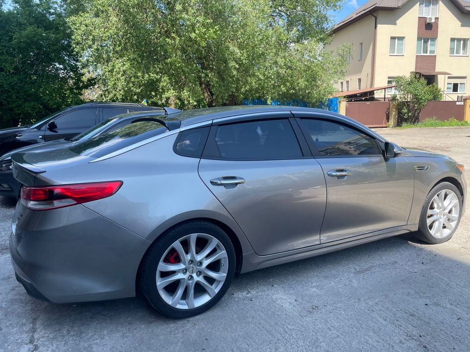 KIA Optima 2017р