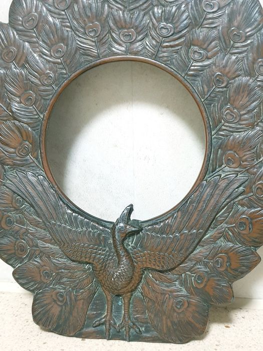 Par de raras maravilhosas "pavões" molduras asiáticas em cobre