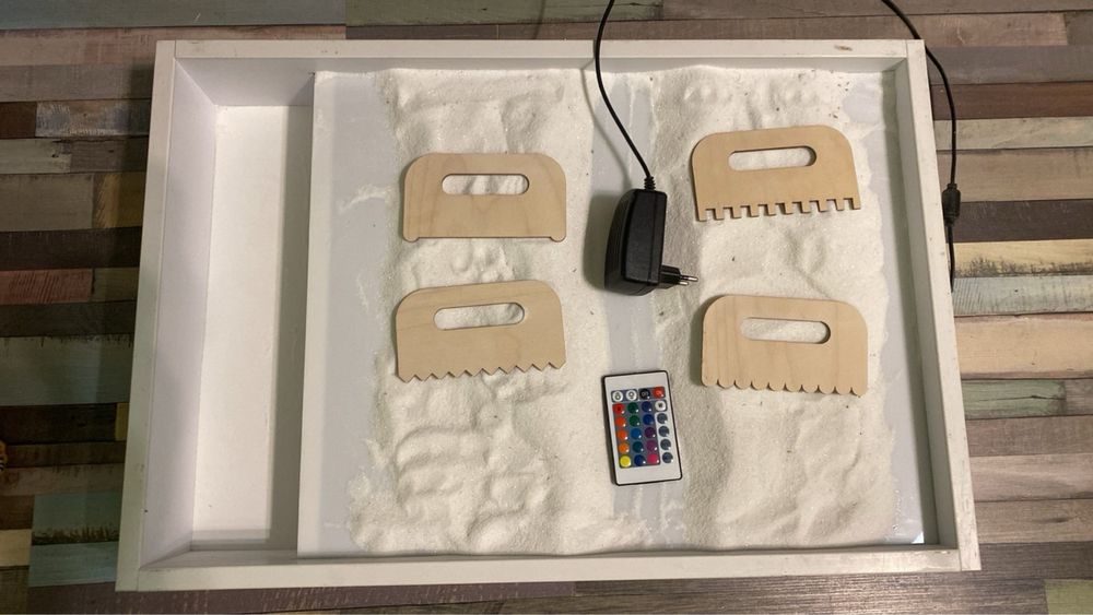 Світовий стіл пісочниця, з кришкою і двова ігровими полями на ній