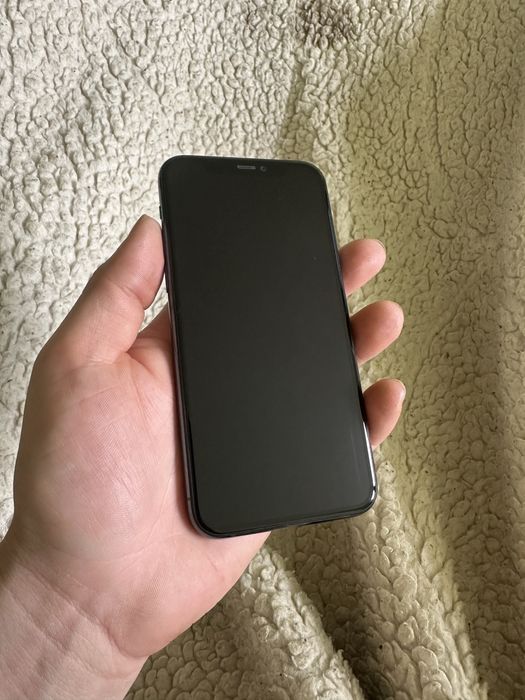 iPhone 11 pro 256 gb. 70%