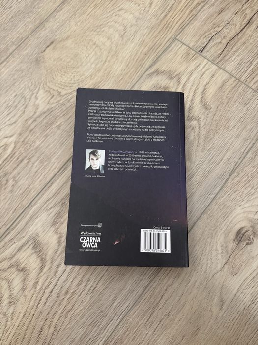 Książka kryminał „Przed upadkiem” Christoffer Carlsson