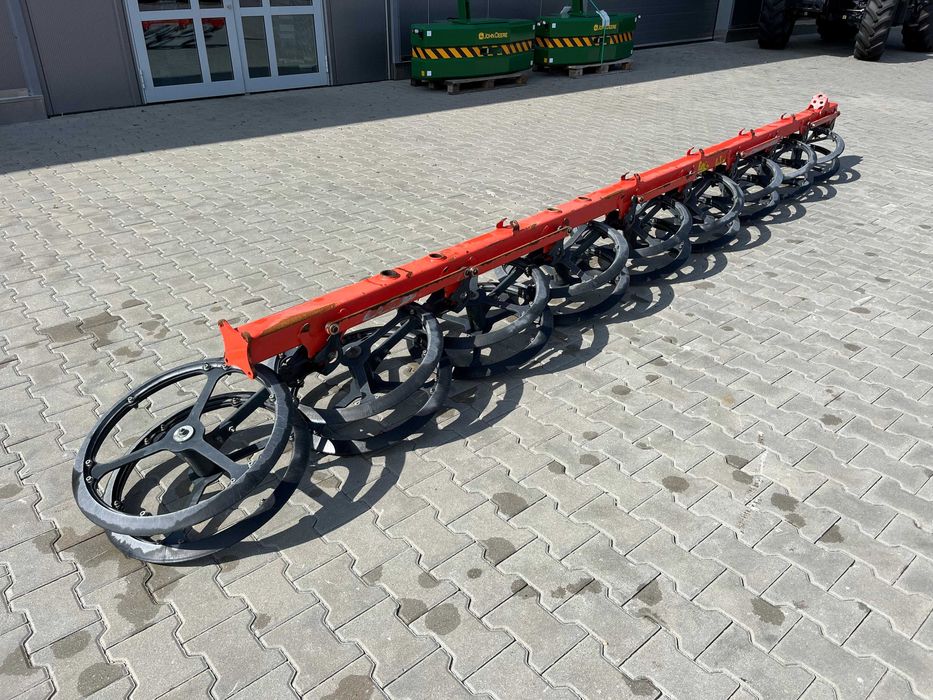 Wał uprawowy Duoliner do pługa 5 skibowego KUHN